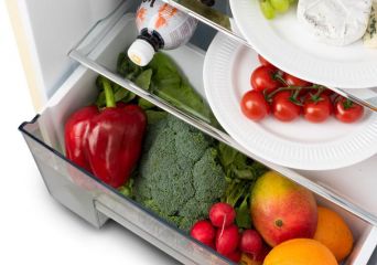 253390040E Storio béžová Prodloužená záruka po registraci