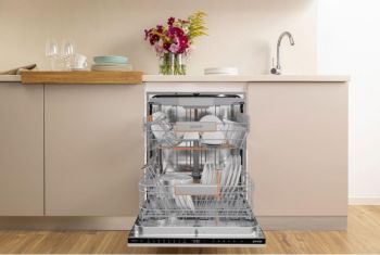 GV693A65UVAD Bezplatný servis 5 let po registraci