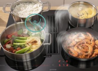 HET749BSC černá Bezplatný servis 5 let po registraci