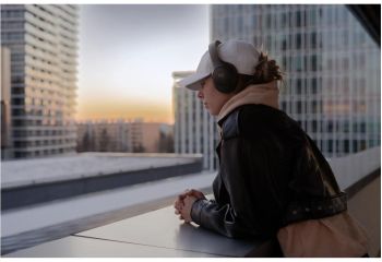 BHP8700BLACK černá