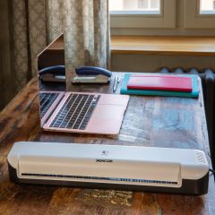 SLA302 bílá/černá