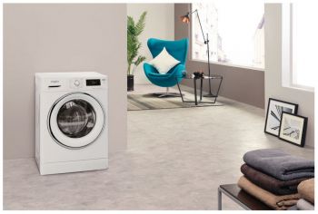 FWSG71283CVCZN bílá