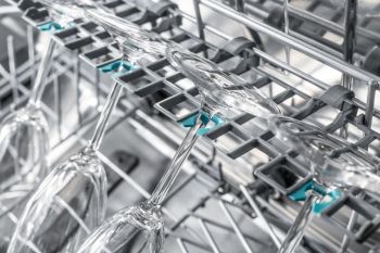 GV693C61AD Bezplatný servis 5 let po registraci