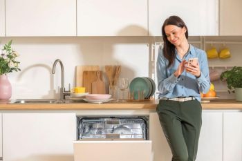 GV693C61AD Bezplatný servis 5 let po registraci