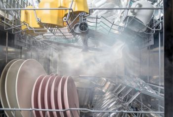 GV693C60UVAD Bezplatný servis 5 let po registraci