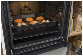 BOS6747A01BG černá Bezplatný servis 5 let po registraci