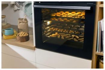 BOS6747A01BG černá Bezplatný servis 5 let po registraci