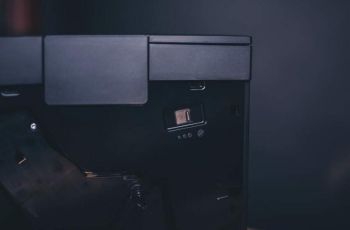 NICR560 CafeRomatica 560 černá/bílá