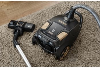 SVC9300BK černá/zlatá