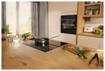 ISC645BSC černá Bezplatný servis 5 let po registraci