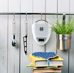 777890000 Zori bílá