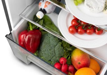 253890020E Storio černá Prodloužená záruka po registraci