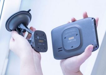 E505Magnetic černá