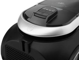 451790000 Stormy černá