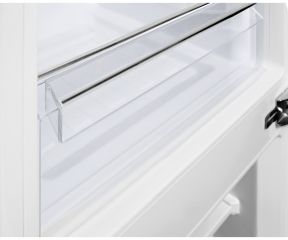 PC17832Bi bílá Bezplatný servis + 3 roky po registraci