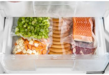 SVS4010SS stříbrná/černá