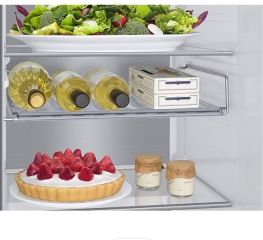 RS68A884CB1/EF černá