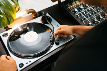 L3809 metalická modrá