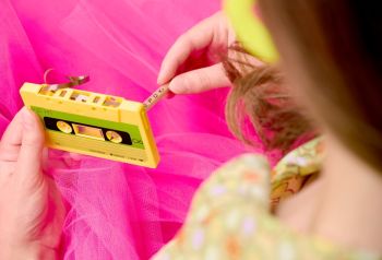 BTTAPEBL modrá/stříbrná