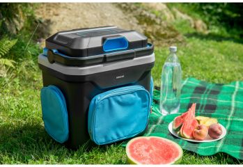 SCM3224BL-EUE4 černá