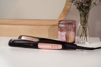 833790000 Fenité černá