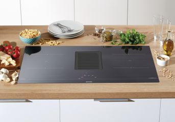 HET949BSC černá Bezplatný servis 5 let po registraci