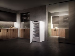 FNa6625 bílá 5let záruka po registraci