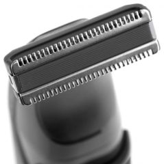 034190000 BladeMaster černá